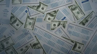 Varsity Blues Operasyonu : Üniversiteye Giriş Skandalı izle